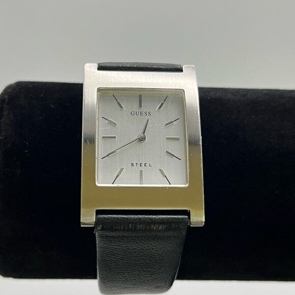 Guess Steel Ladies Watch Silver White Black Leather Strap Working - Picture 6 of 8